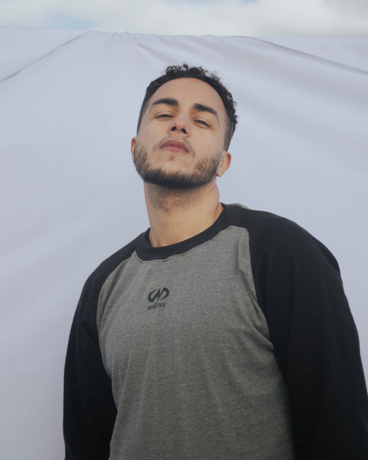 LEVITATE TEE